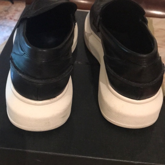 COPY - Alexander McQueen black penny loafers - Picture 3 of 8